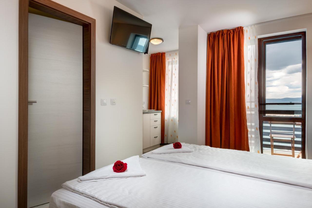 Panorama Blue Family Hotel And Free Parking Nesebar Exteriér fotografie