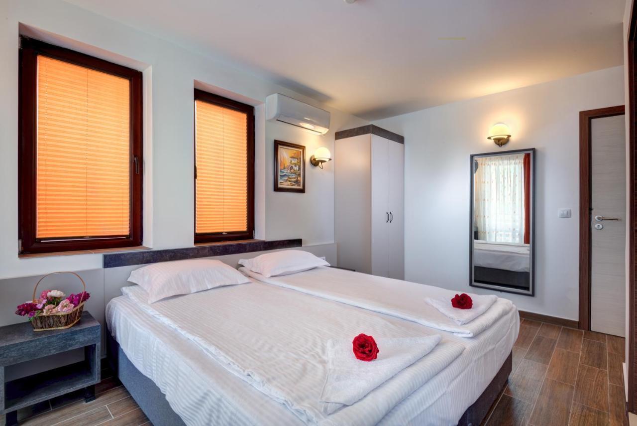 Panorama Blue Family Hotel And Free Parking Nesebar Exteriér fotografie