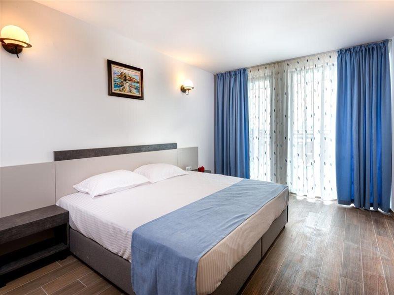 Panorama Blue Family Hotel And Free Parking Nesebar Exteriér fotografie