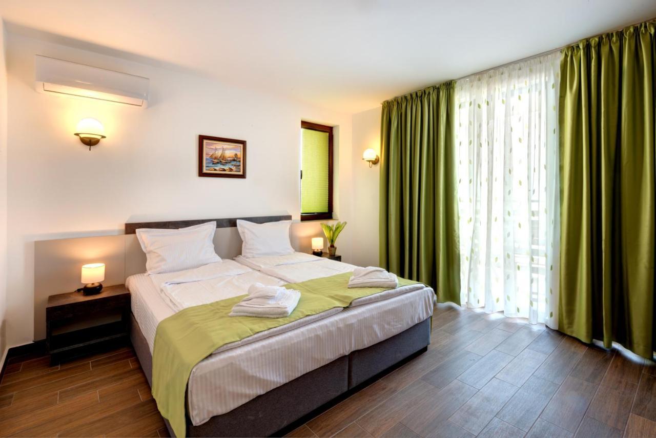 Panorama Blue Family Hotel And Free Parking Nesebar Exteriér fotografie