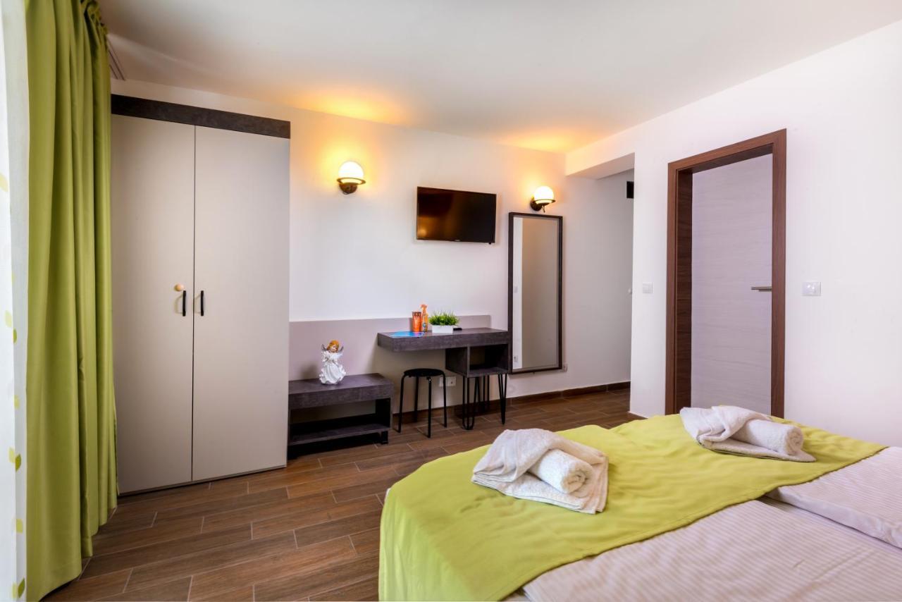 Panorama Blue Family Hotel And Free Parking Nesebar Exteriér fotografie